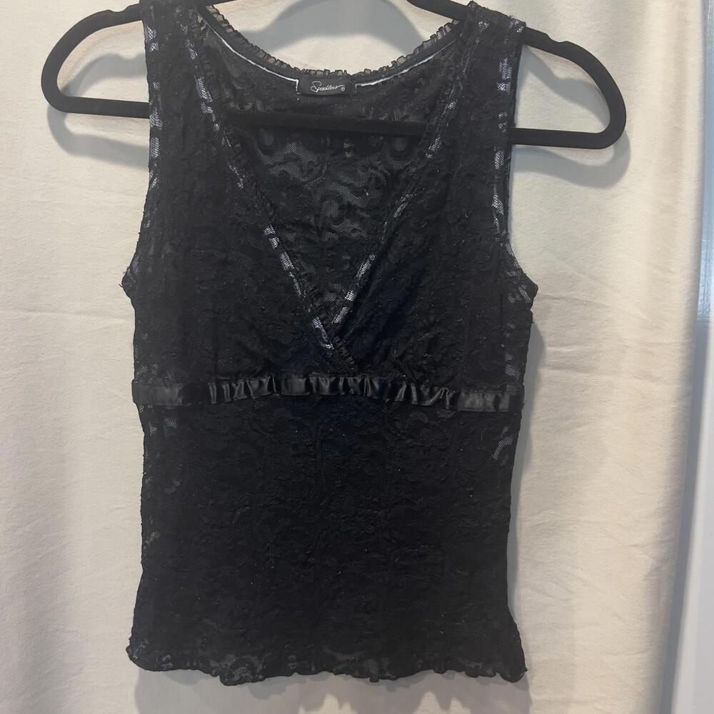 Speechless Women's Black Lace Sleeveless Top